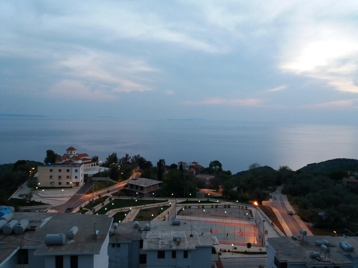 Let Rooms Lukova Exterior photo
