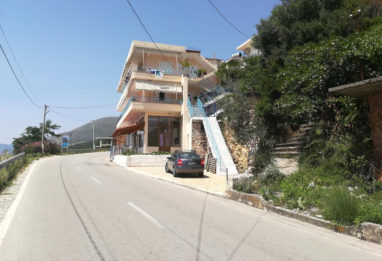 Let Rooms Lukova Exterior photo
